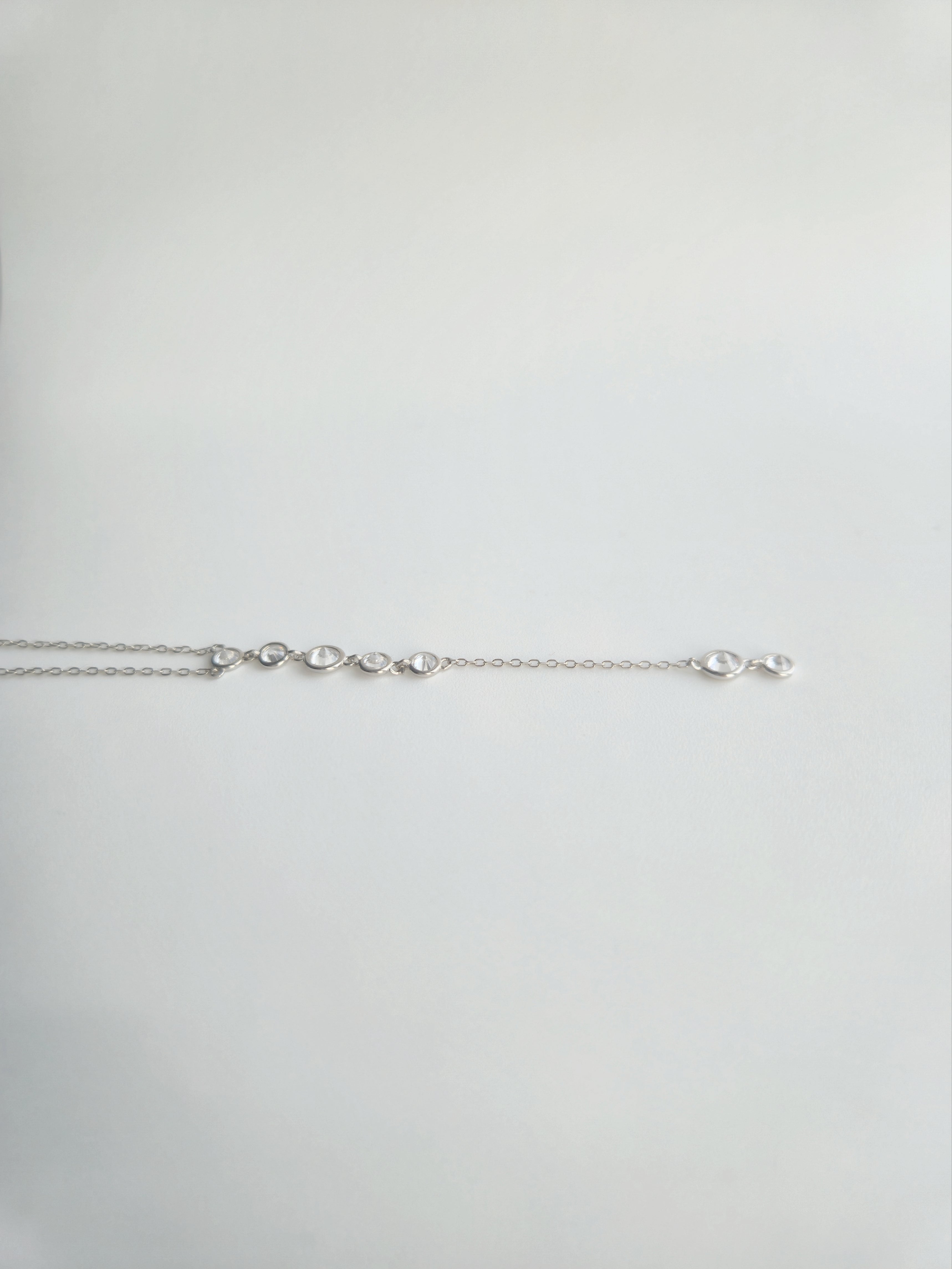 Collier en Y Nébula en Argent 925 et Zircons