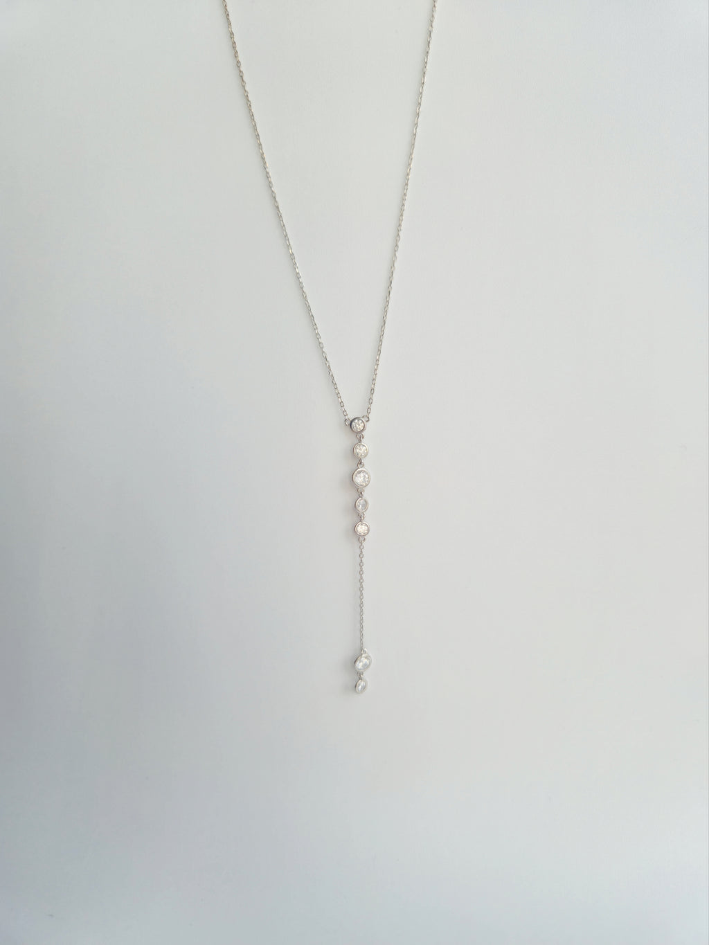 Collier en Y Nébula en Argent 925 et Zircons