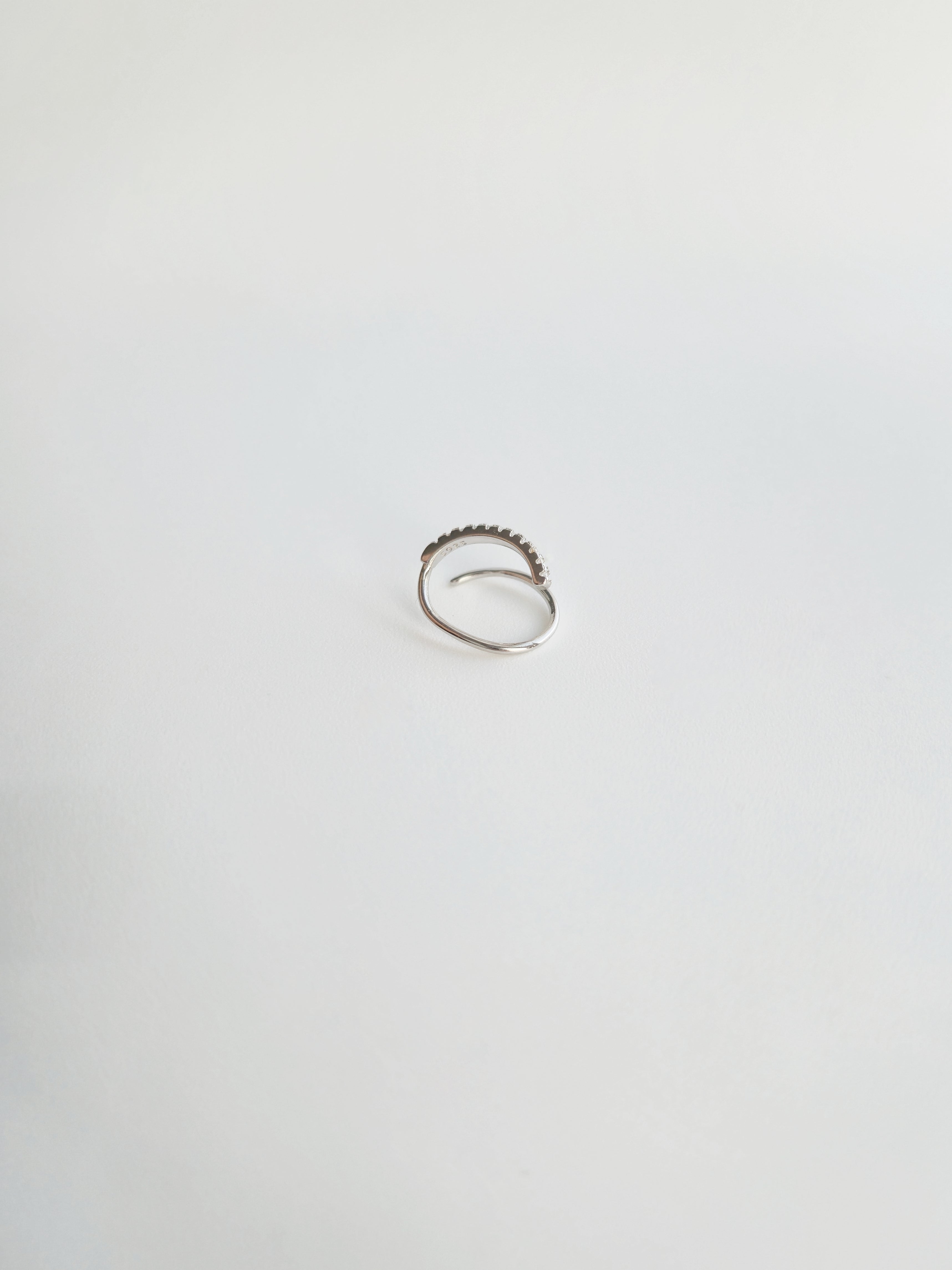 Boucle d'Oreille Double Anneaux Faux Perçing Argent et Zircon droite