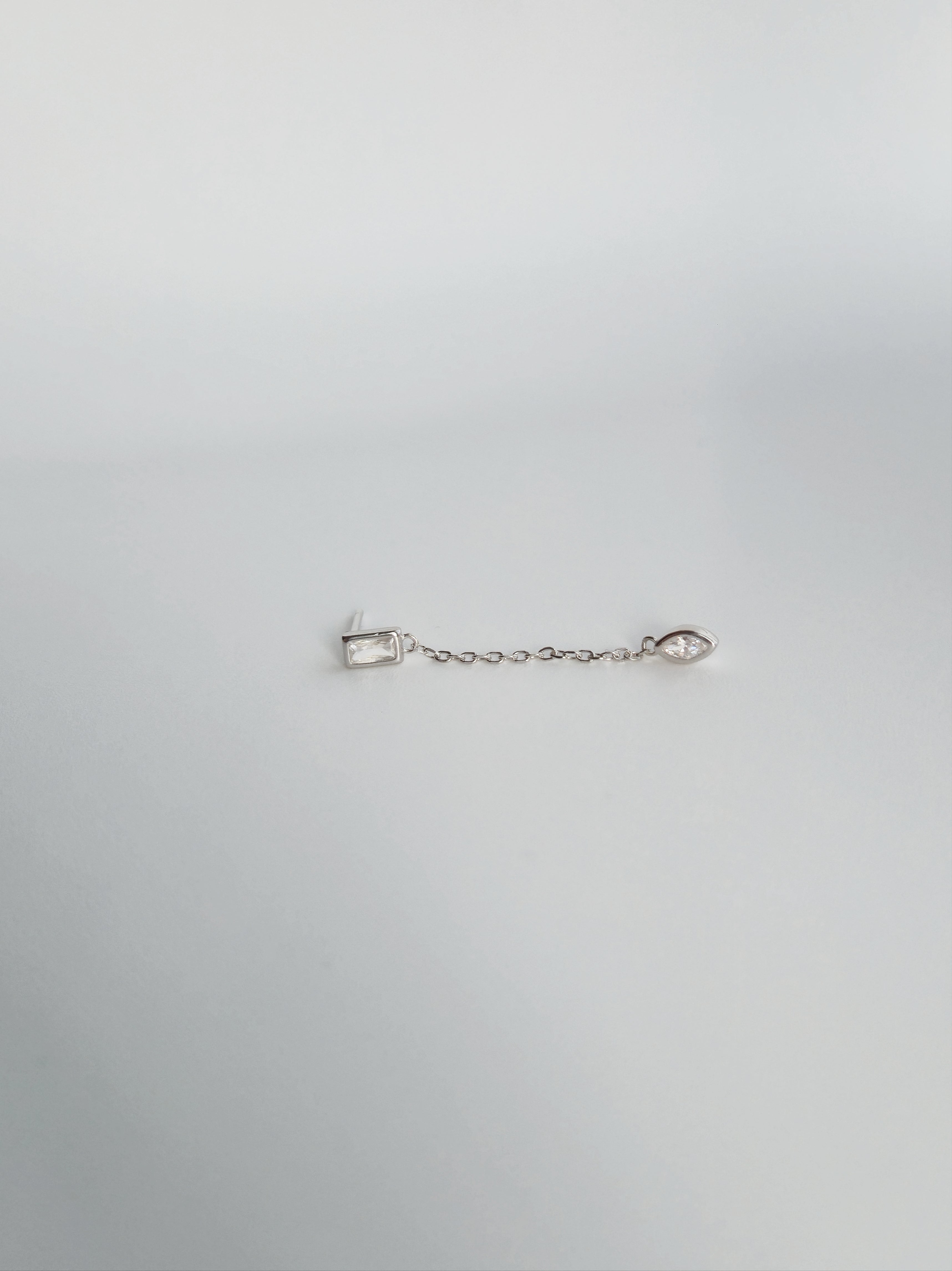 Boucle D'oreille Cosmos Pendante en Argent et Zircons