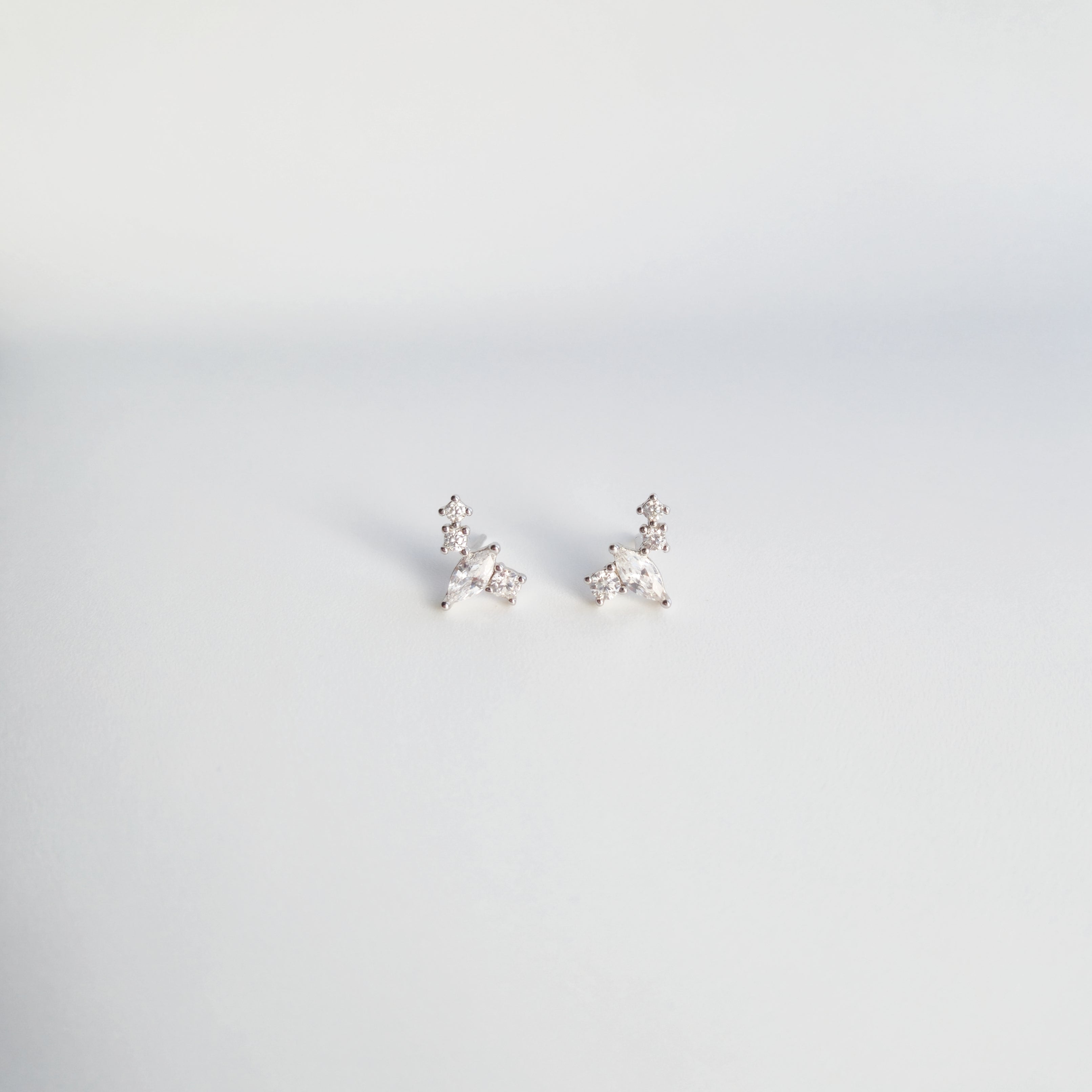 Boucle D'oreille Constellation Argent 925 et Zircons Gauche