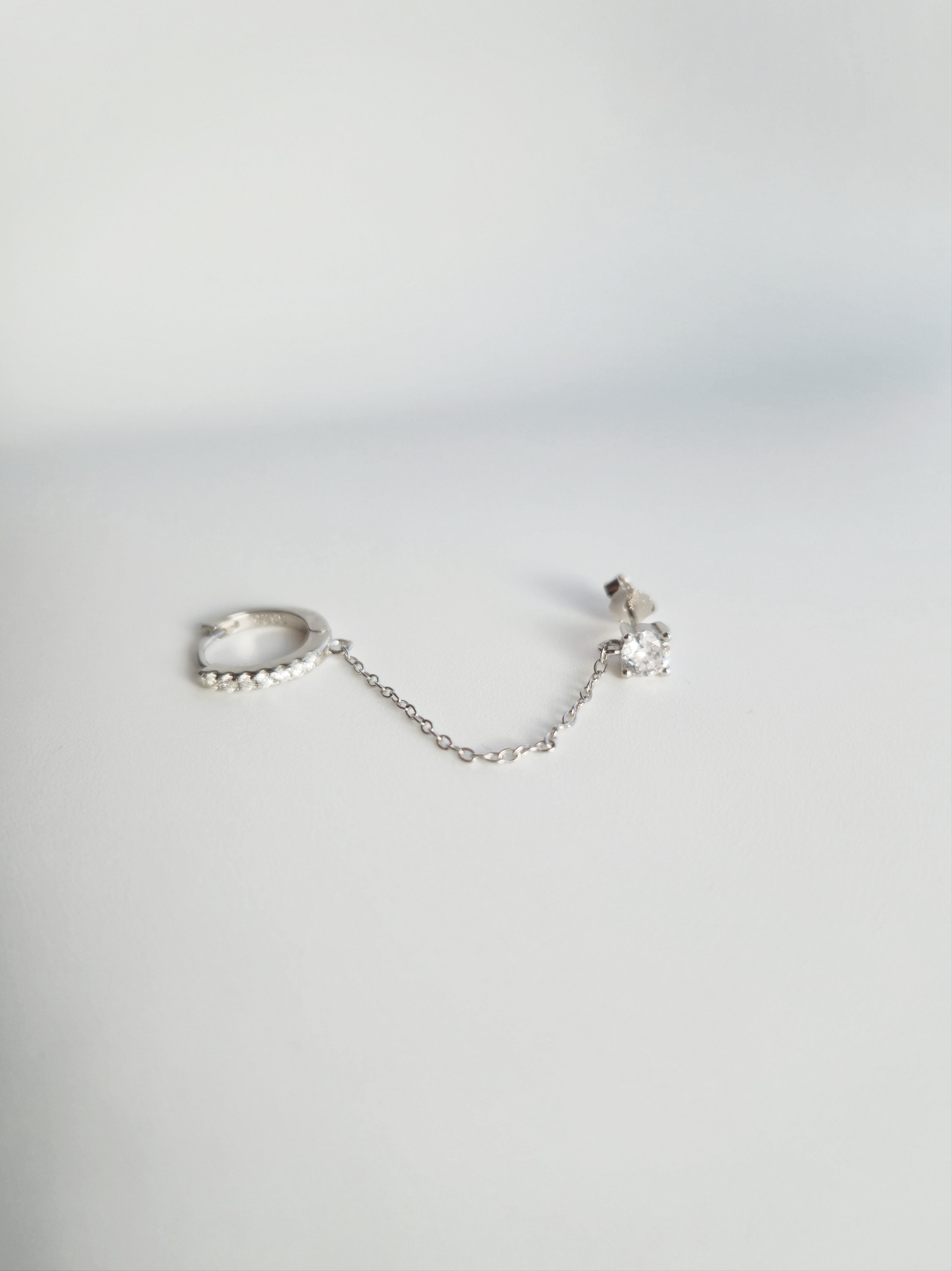 Boucle d'Oreille Double Trous - Argent 925 et Zircons