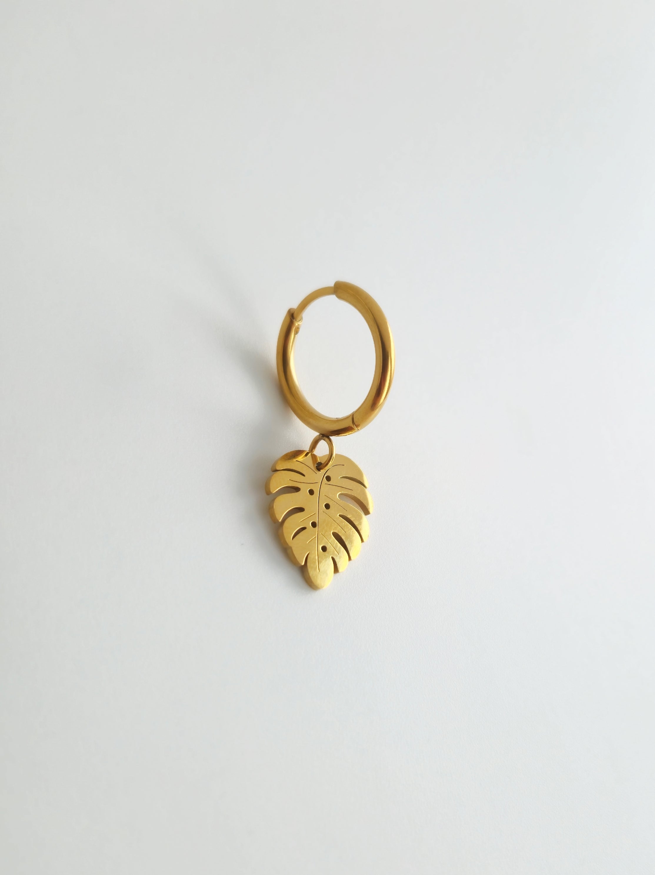 Charm Feuille Tropicale en Acier Inoxydable Doré
