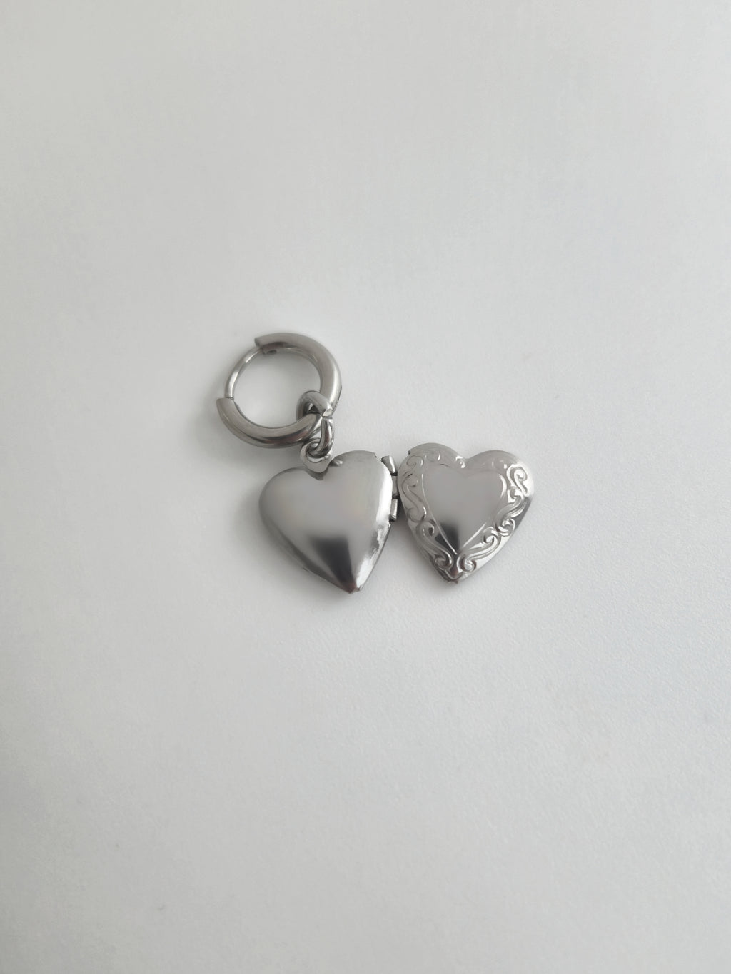 Charm Coeur Petit Médaillon en Acier Inoxydable