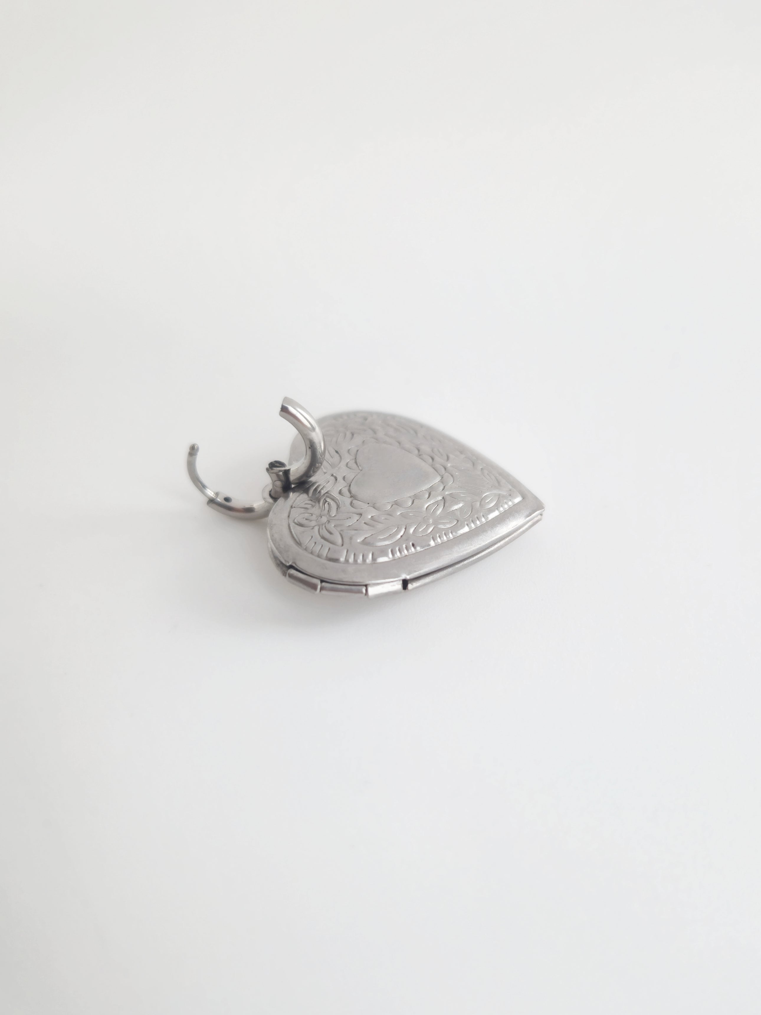 Charm Coeur Médaillon en Acier Inoxydable