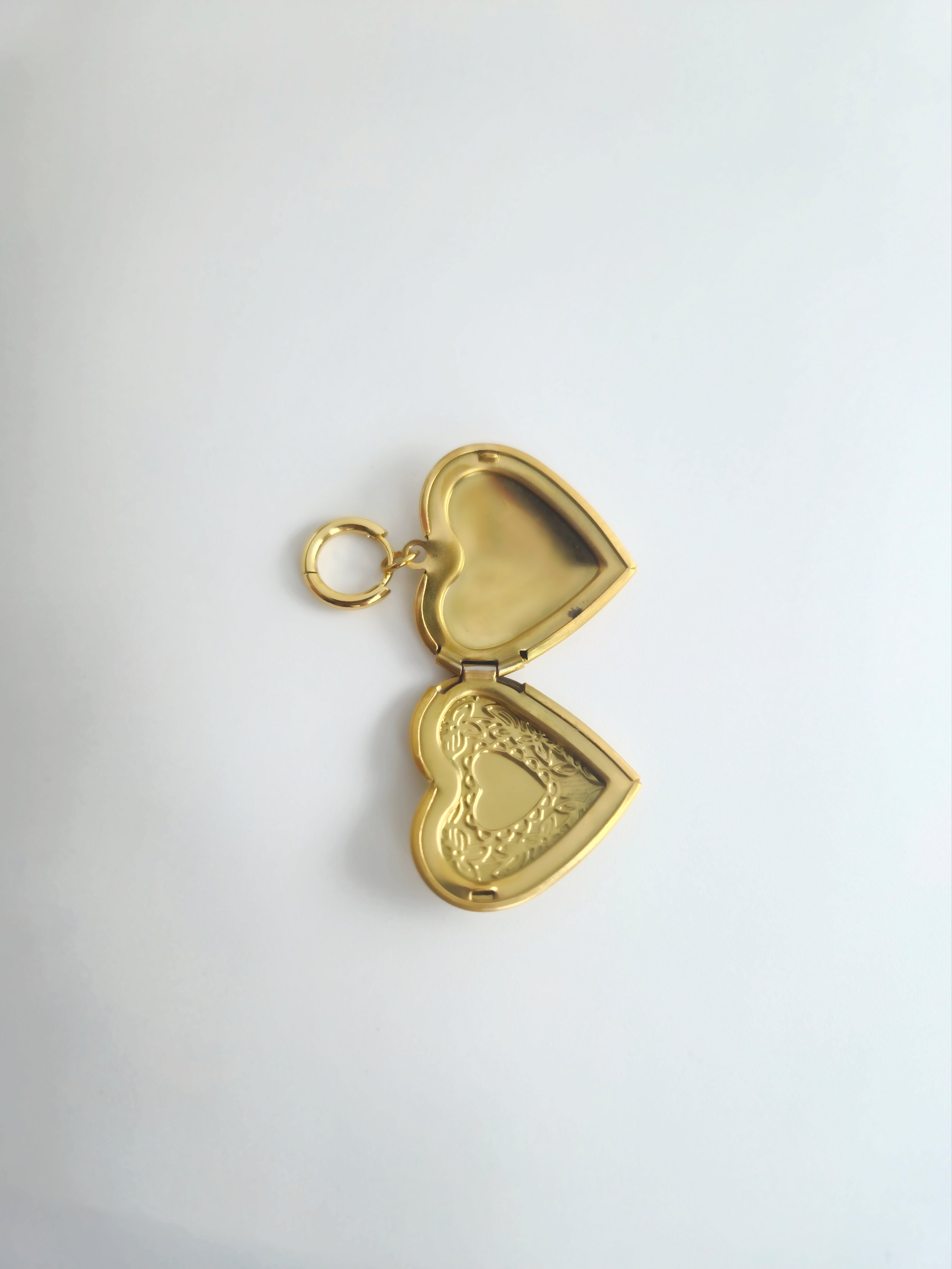 Charm Coeur Médaillon en Acier Inoxydable Doré