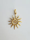 Charm Grand Soleil en Acier Inoxydable Doré