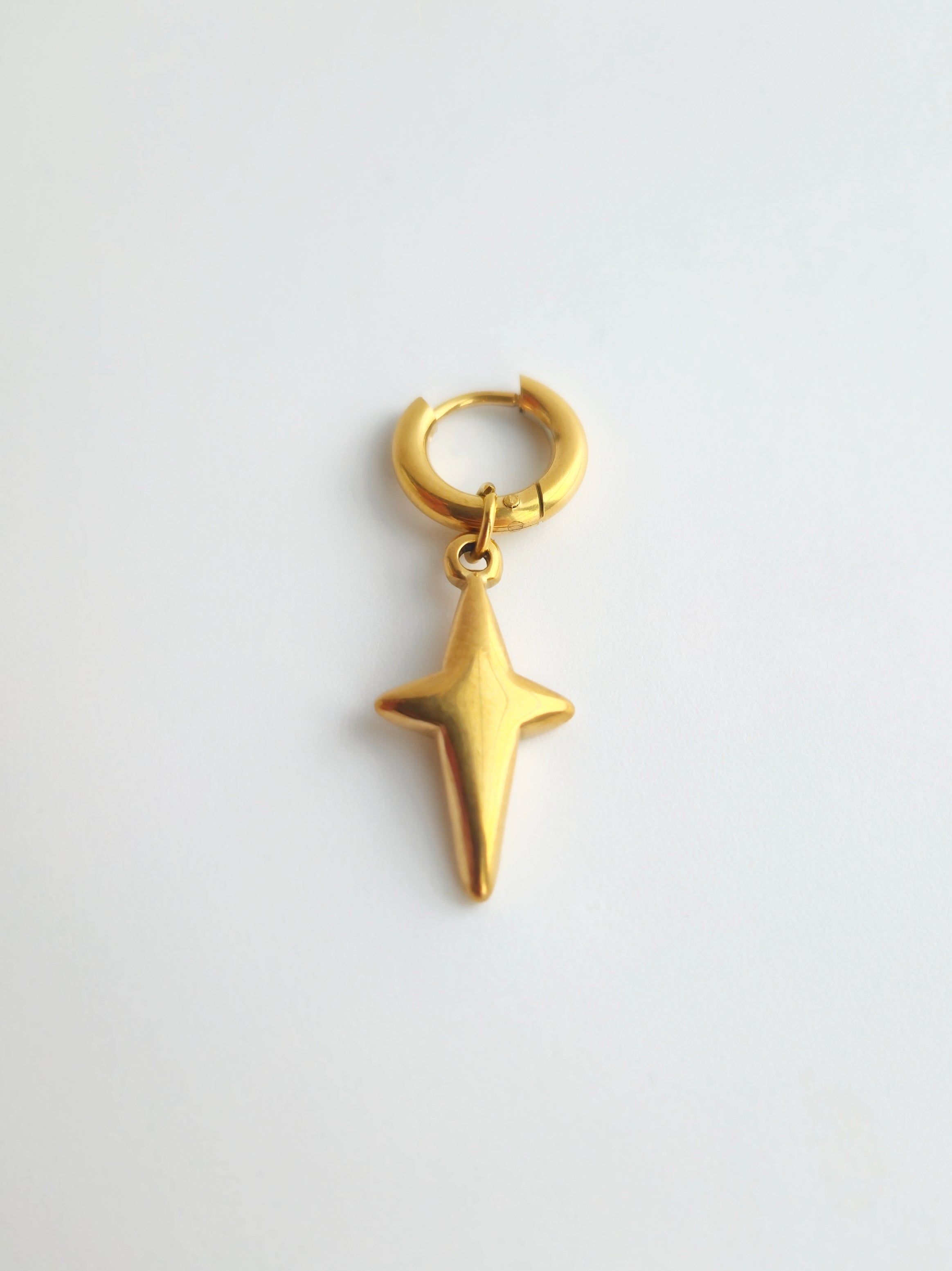 Charm Étoile pleine Acier Inoxydable Doré
