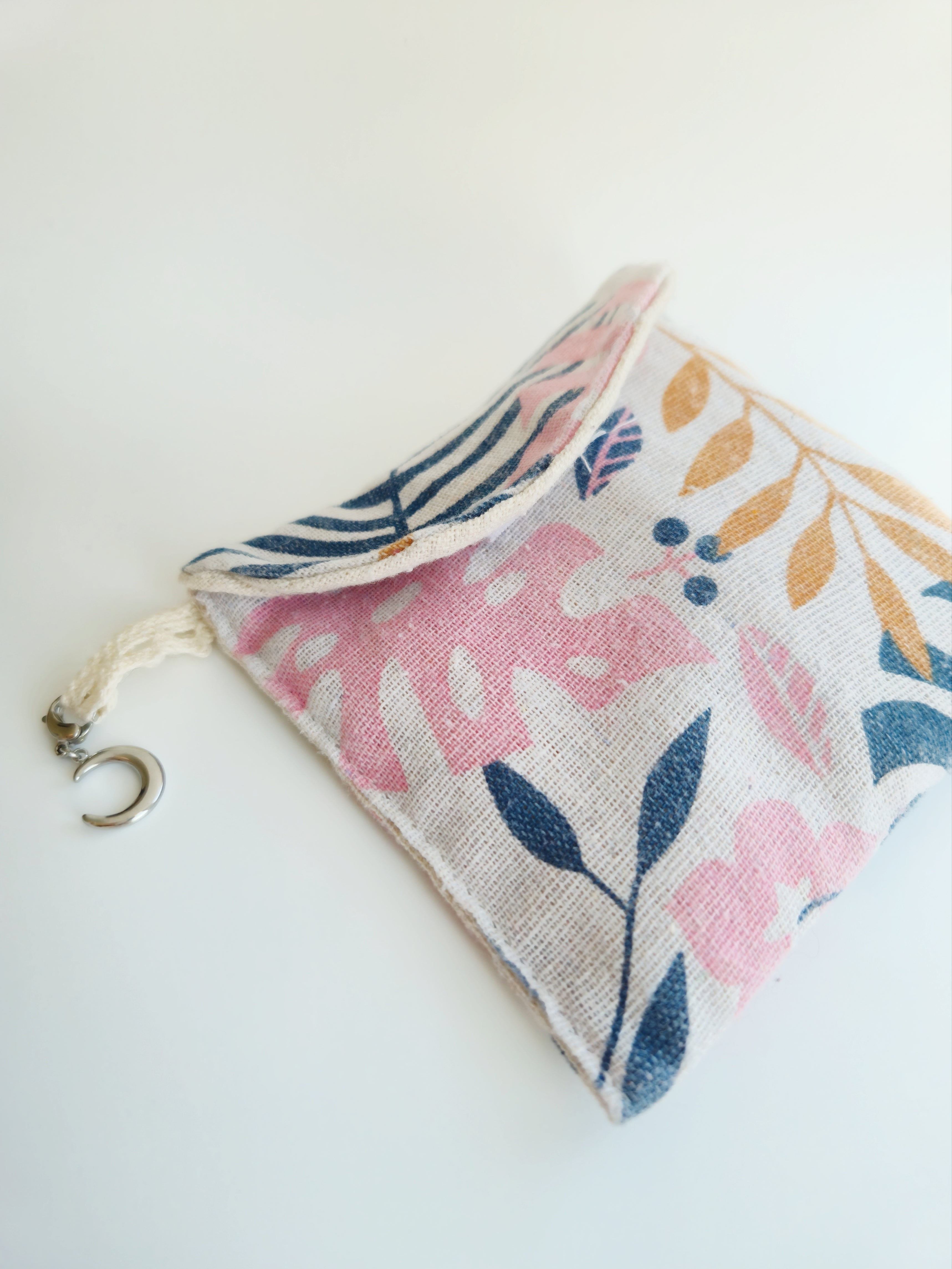 Charm Lune en Acier Inoxydable